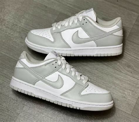 graue nike dunk low|grey Nike dunks high tops.